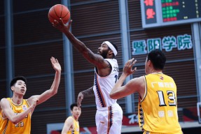 九游体育-包含CBA季后赛倒计时，瓦伦西亚赛后完成体检，细节引发关注，气氛紧张，控场能力受关注的词条