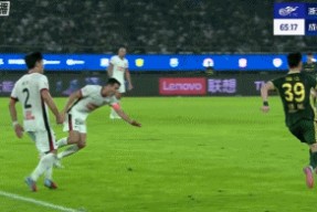 九游娱乐-锦标赛巅峰对决！岭南火箭队读秒绝平徽州赤兔队，足球赛场再起波澜；反击锐度十足的简单介绍