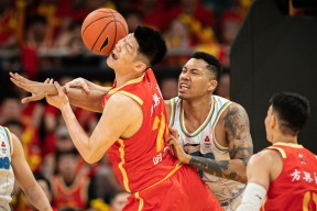 九游娱乐- 新疆广汇疯狂买人又签新外援 