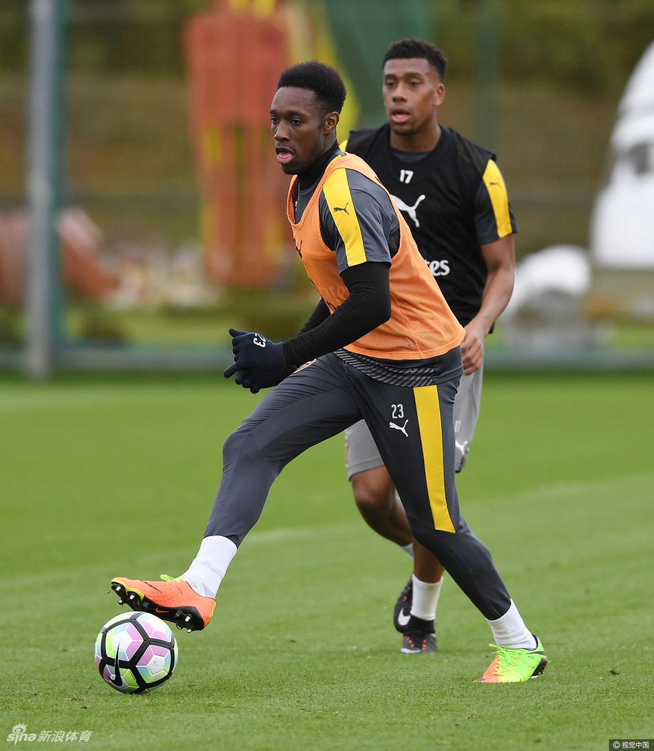 集结日里昂备战英超；扳平良机细节曝光；质疑声仍在；训练强度明显提升(两度落后两度扳平风雨彩虹铿锵玫瑰)